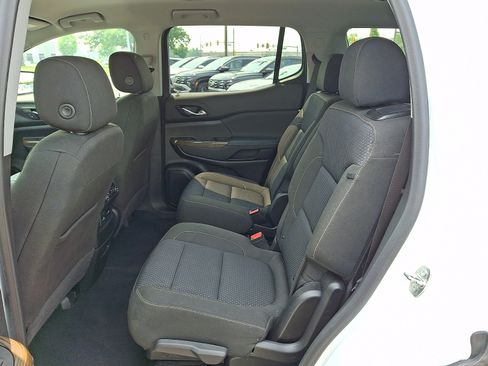 Used 2023 GMC Acadia SLE w/ Driver Convenience Package AWD/4WD image 11
