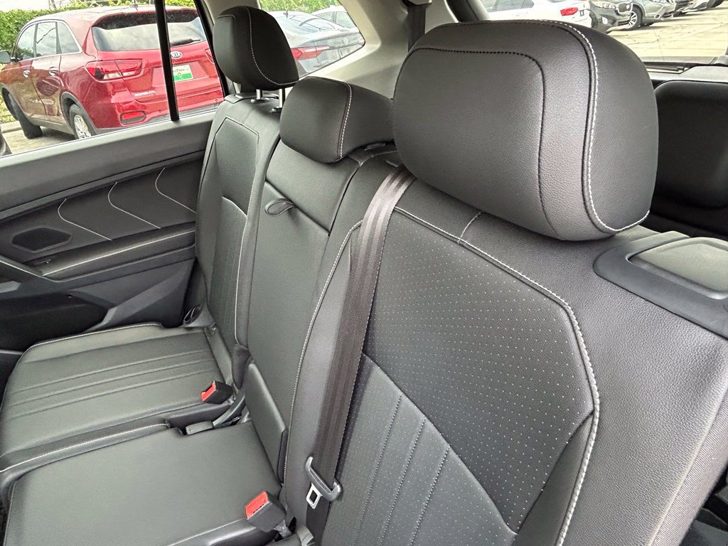 Certified 2023 Volkswagen Tiguan SE w/ Panoramic Sunroof Package FWD image 53