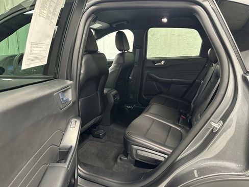Used 2025 Ford Escape ST-Line image 38
