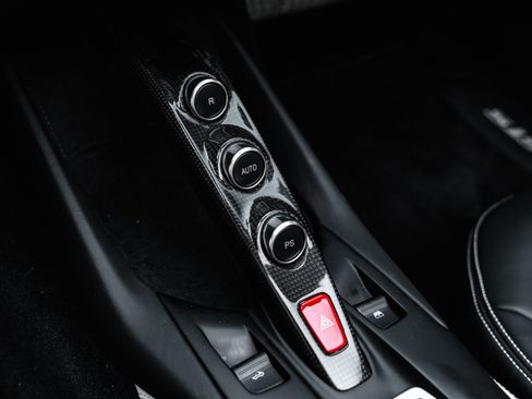 Used 2022 Ferrari 812 GTS RWD image 48