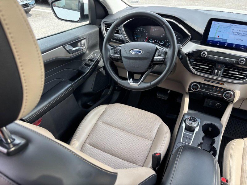 Used 2021 Ford Escape SEL AWD/4WD image 12