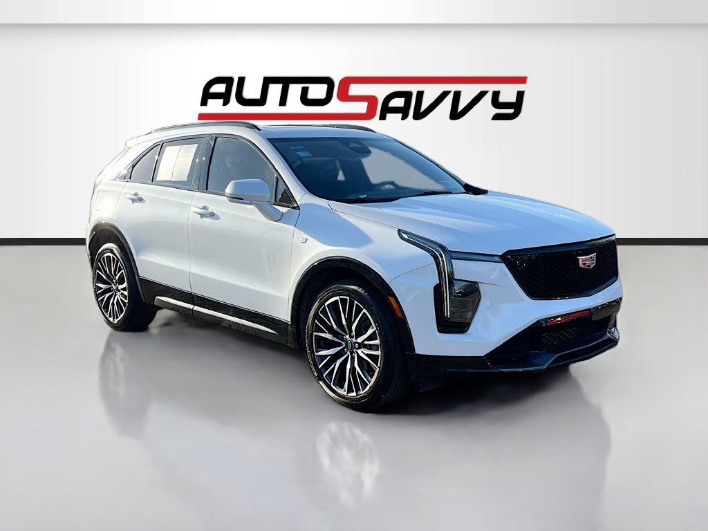 Used 2024 Cadillac XT4 Sport FWD image 1