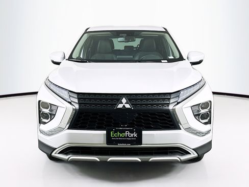 Used 2025 Mitsubishi Eclipse Cross SE image 2