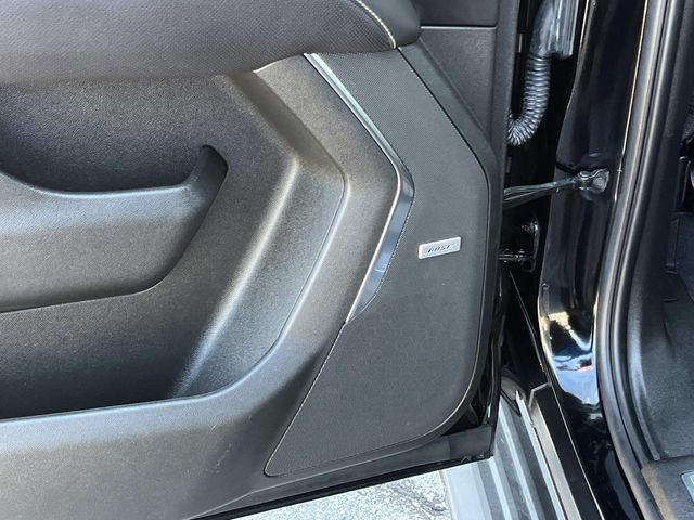 Used 2023 GMC Yukon SLT w/ SLT Premium Package AWD/4WD image 22