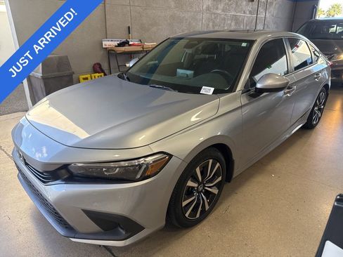 Used 2023 Honda Civic EX image 1