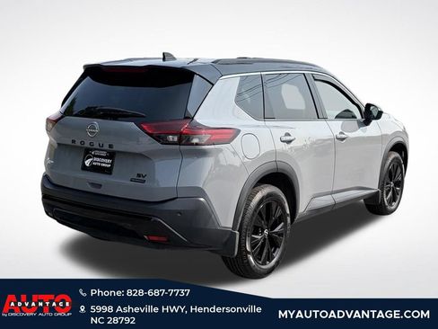Used 2023 Nissan Rogue SV w/ SV Premium B Package FWD image 3