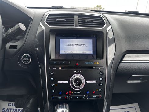Used 2018 Ford Explorer Sport w/ Equipment Group 401A AWD/4WD image 16