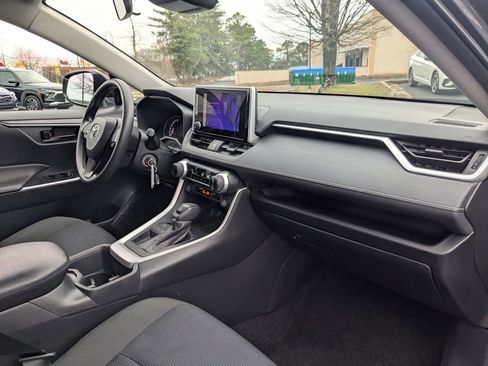 Used 2024 Toyota RAV4 LE image 34