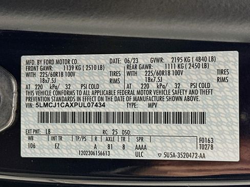 Used 2023 Lincoln Corsair FWD image 31