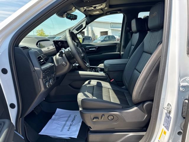New 2026 Chevrolet Tahoe High Country AWD/4WD image 14