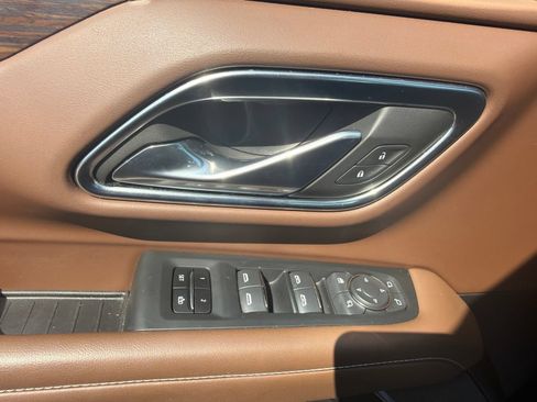 Used 2021 Chevrolet Tahoe High Country AWD/4WD image 20
