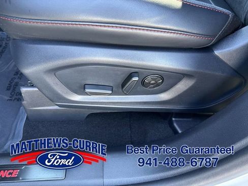 Used 2025 Ford Explorer ST AWD/4WD image 9