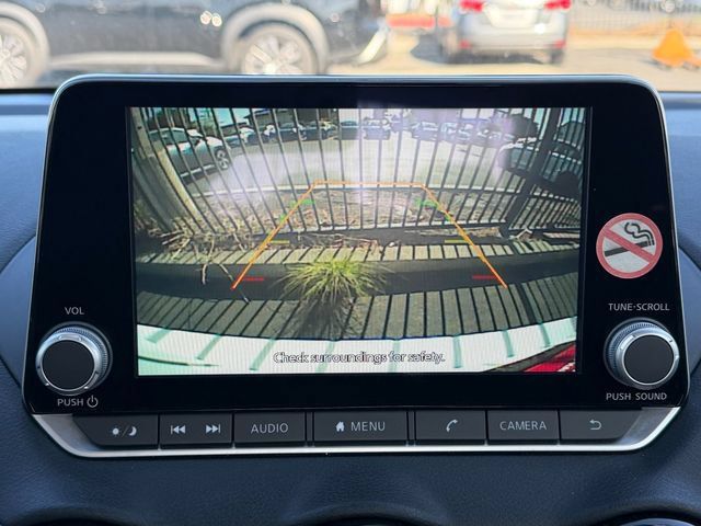 Used 2024 Nissan Sentra SV FWD image 21