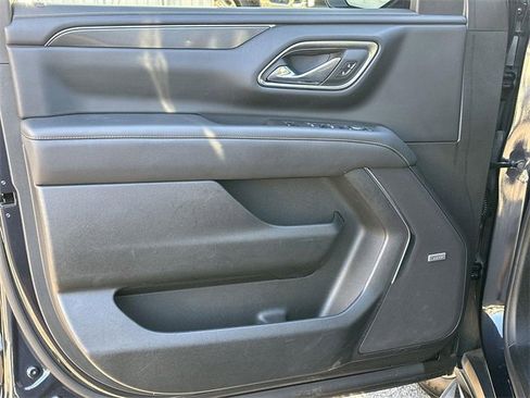 Used 2024 GMC Yukon XL AT4 w/ Technology Package image 21