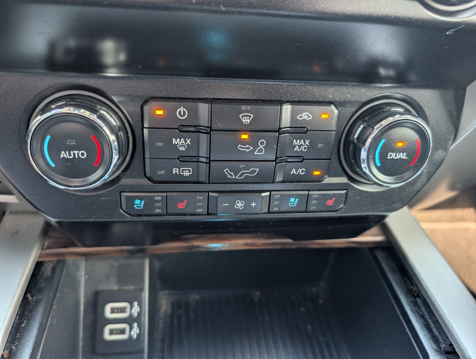 Used 2019 Ford F150 Lariat AWD/4WD image 13