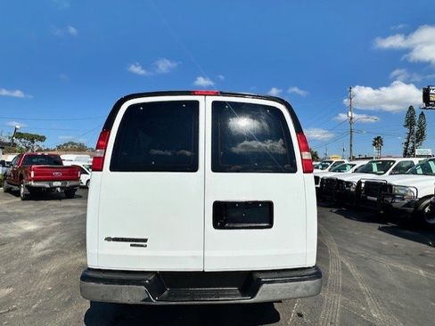 Used 2015 Chevrolet Express 3500 LT w/ LT Preferred Equipment Group image 6