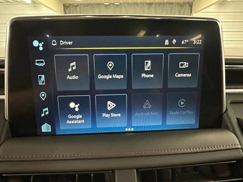 Used 2023 Chevrolet Suburban RST w/ Sport Performance Package image 13