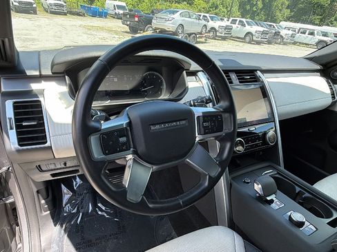 Used 2023 Land Rover Discovery S R-Dynamic AWD/4WD image 25
