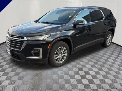 Used 2023 Chevrolet Traverse LT w/ Rear Camera Mirror Package