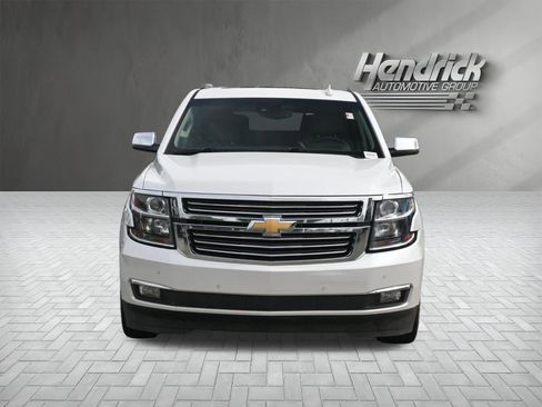 Used 2016 Chevrolet Suburban LTZ RWD image 3