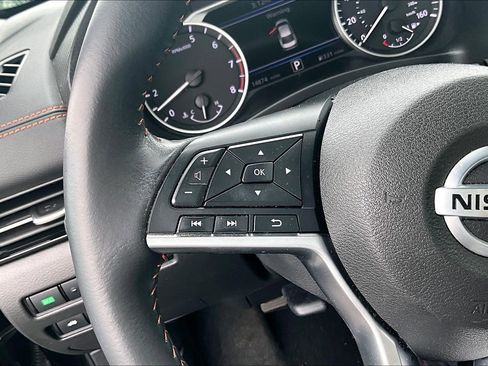 Used 2023 Nissan Sentra SR w/ Midnight Edition Package FWD image 16