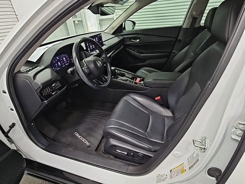 Used 2024 Honda Accord EX-L image 11