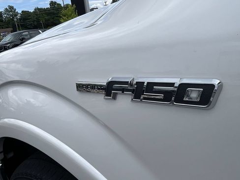 Used 2014 Ford F150 Lariat w/ Equipment Group 502A Luxury RWD image 9