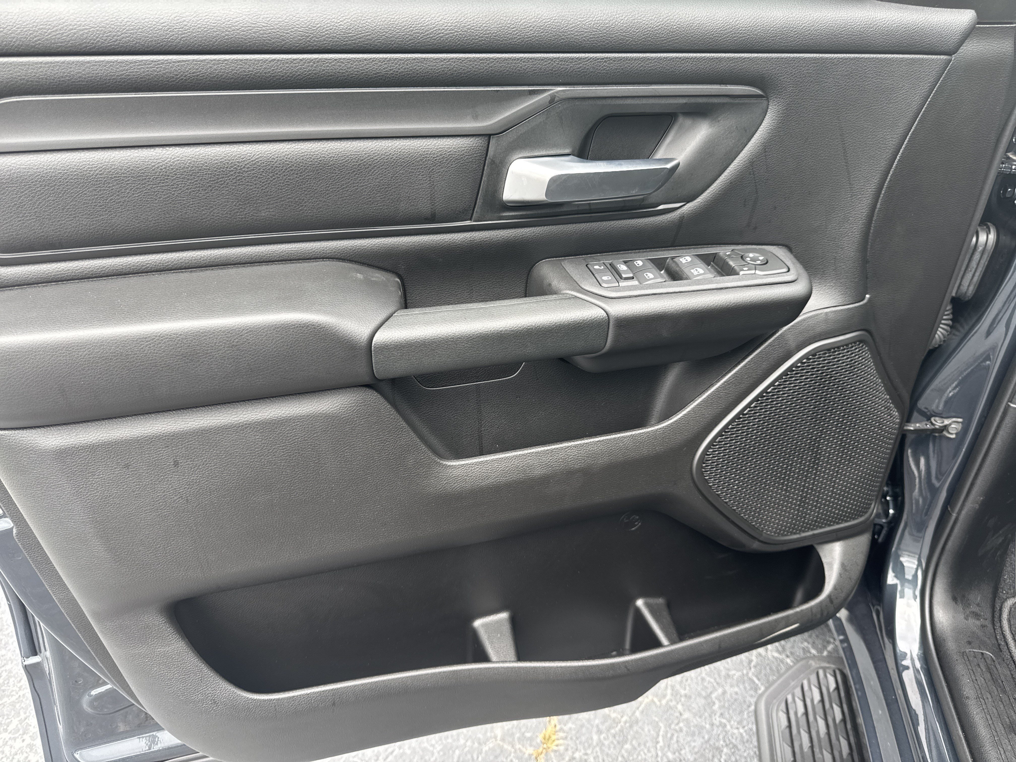 New 2026 RAM 1500 Express AWD/4WD image 10