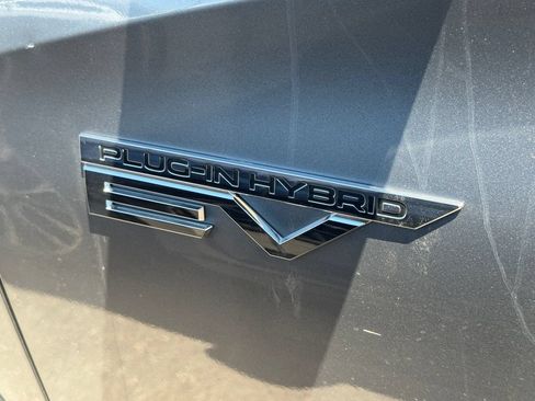 Used 2023 Mitsubishi Outlander SEL AWD/4WD image 16