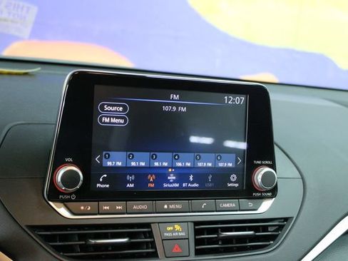 Used 2021 Nissan Altima 2.5 S AWD/4WD image 19