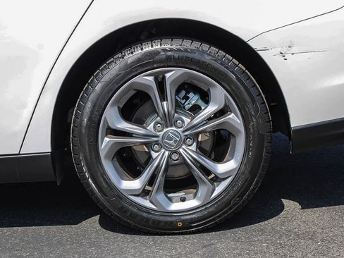 Certified 2024 Honda Accord EX image 9