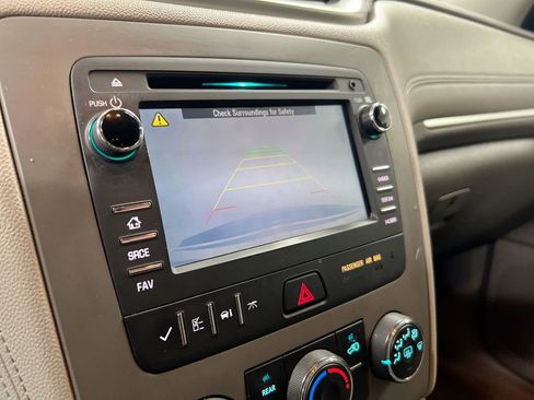 Used 2015 Chevrolet Traverse LS FWD image 15