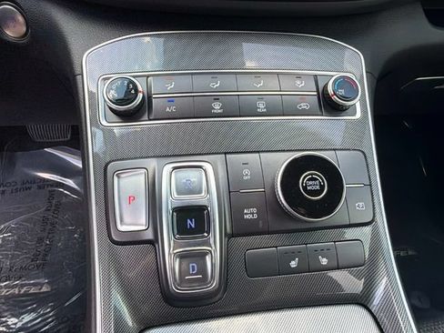 Used 2022 Hyundai Santa Fe SEL FWD image 23