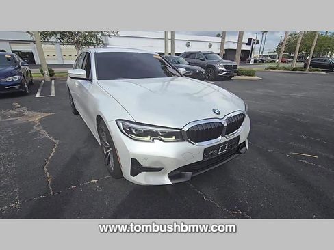 Used 2019 BMW 330i Sedan w/ Premium Package image 17