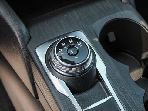 New 2025 Ford Escape SE image 22