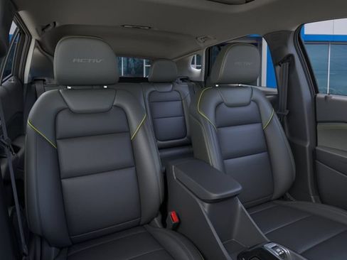 New 2026 Chevrolet Trax ACTIV w/ Sunroof Package FWD image 16