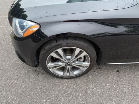 Used 2018 Mercedes-Benz C 300 4MATIC Sedan image 28