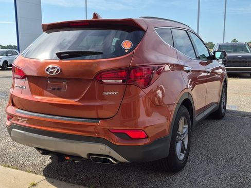 Used 2017 Hyundai Santa Fe Sport FWD image 3