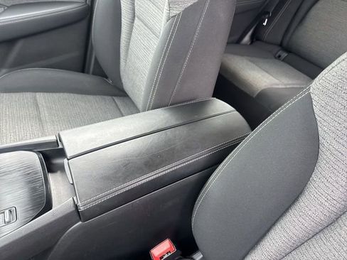 Used 2022 Nissan Rogue SV image 21