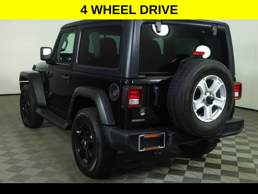 Used 2022 Jeep Wrangler Sport AWD/4WD image 5