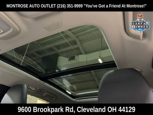 Certified 2025 Volvo V60 B5 Cross Country Plus image 29