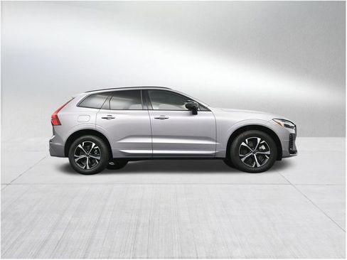 New 2026 Volvo XC60 T8 Core AWD/4WD image 26