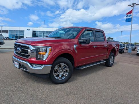 Used 2022 Ford F150 XLT w/ Equipment Group 302A High image 4