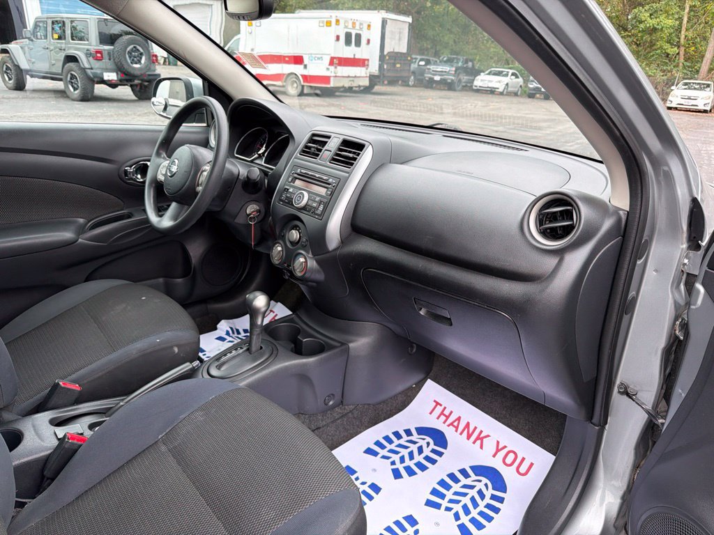 Used 2012 Nissan Versa FWD image 15