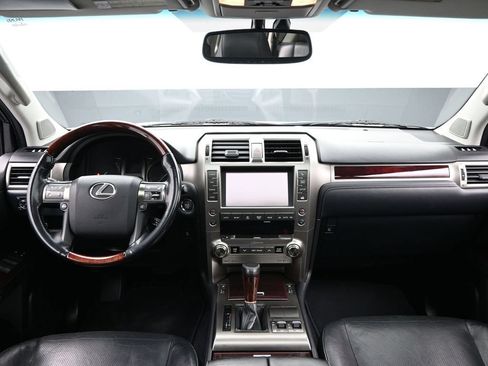 Used 2016 Lexus GX 460 w/ Premium Package AWD/4WD image 25
