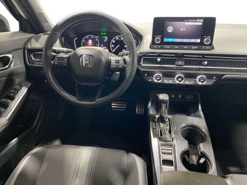 Used 2025 Honda Civic Sport image 13