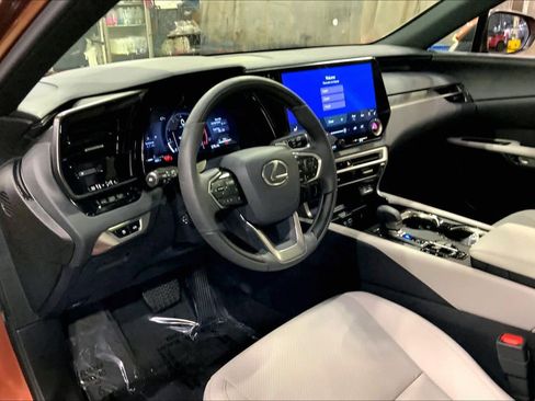 Certified 2025 Lexus RX 350 Premium image 17