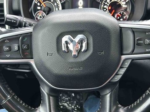 Used 2021 RAM 1500 Big Horn image 32