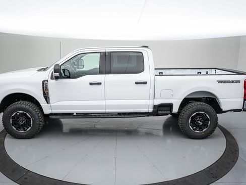 New 2026 Ford F250 XLT w/ Tremor Off-Road Package image 8