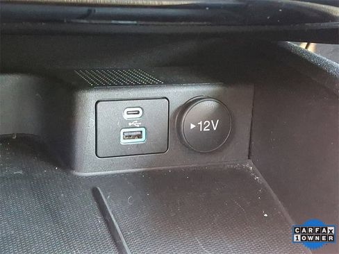 Used 2022 Ford Escape SE image 24